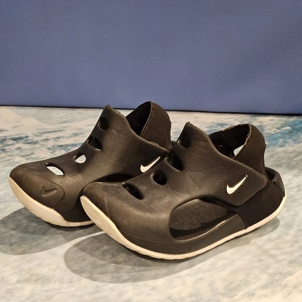 Nike Sunray Protect‎ 3 Toddler Sandals Size 9.5C Black White Hook Loop